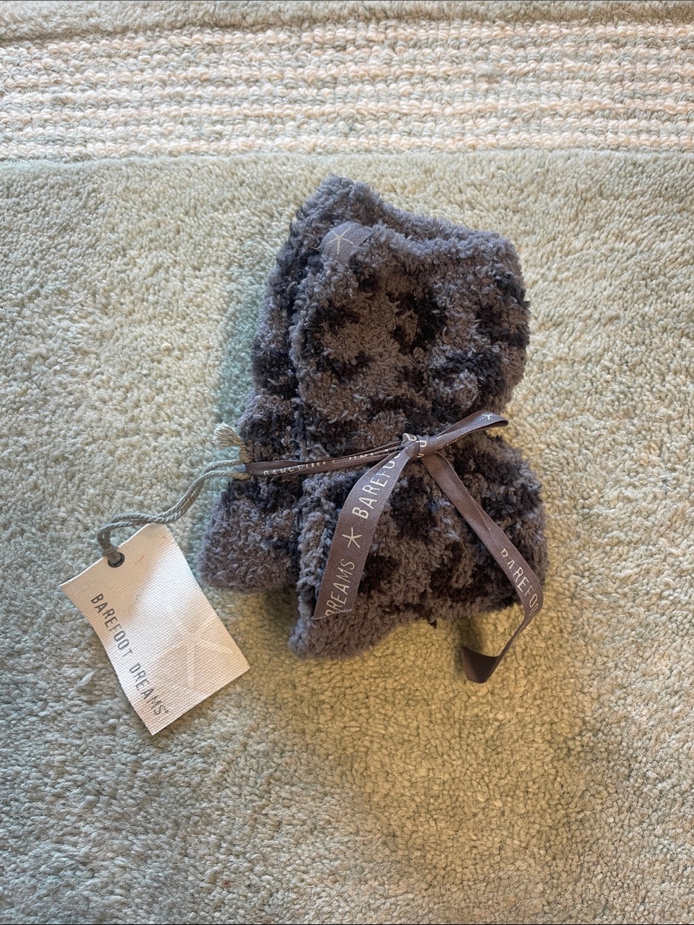 Barefoot Dreams Plush Leopard-Print Lounge Socks in Charcoal Gray. Fits 6-11